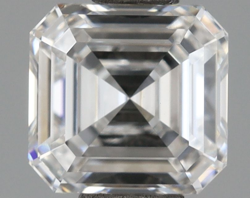 1.02ct SQUARE EMERALD D VVS2 Diamond
