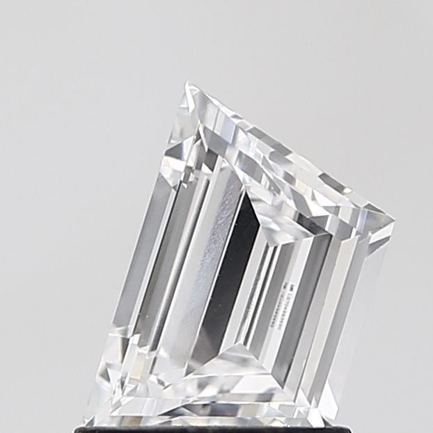0.92ct TRAPEZOID D VVS2 Diamond