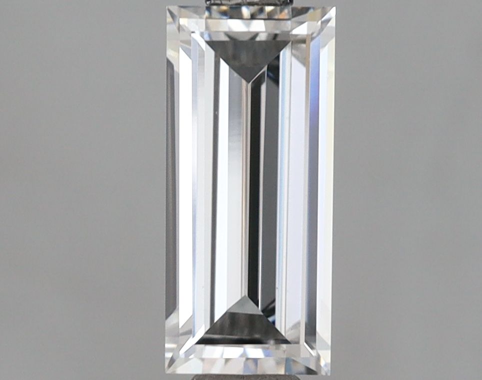 0.91ct BAGUETTE E VS1 Diamond