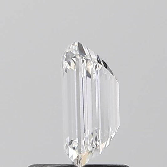 0.94ct EMERALD E VVS1 Diamond