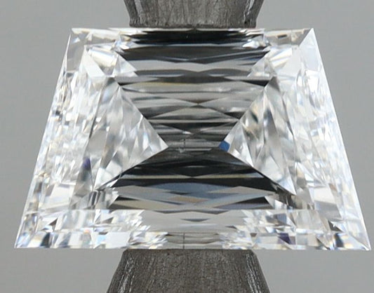 0.92ct TRAPEZOID D VS1 Diamond
