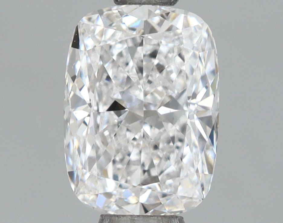 1.03ct CUSHION BRILLIANT E VVS1 Diamond