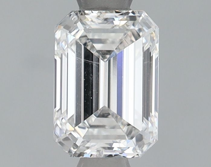 0.96ct EMERALD E VVS2 Diamond