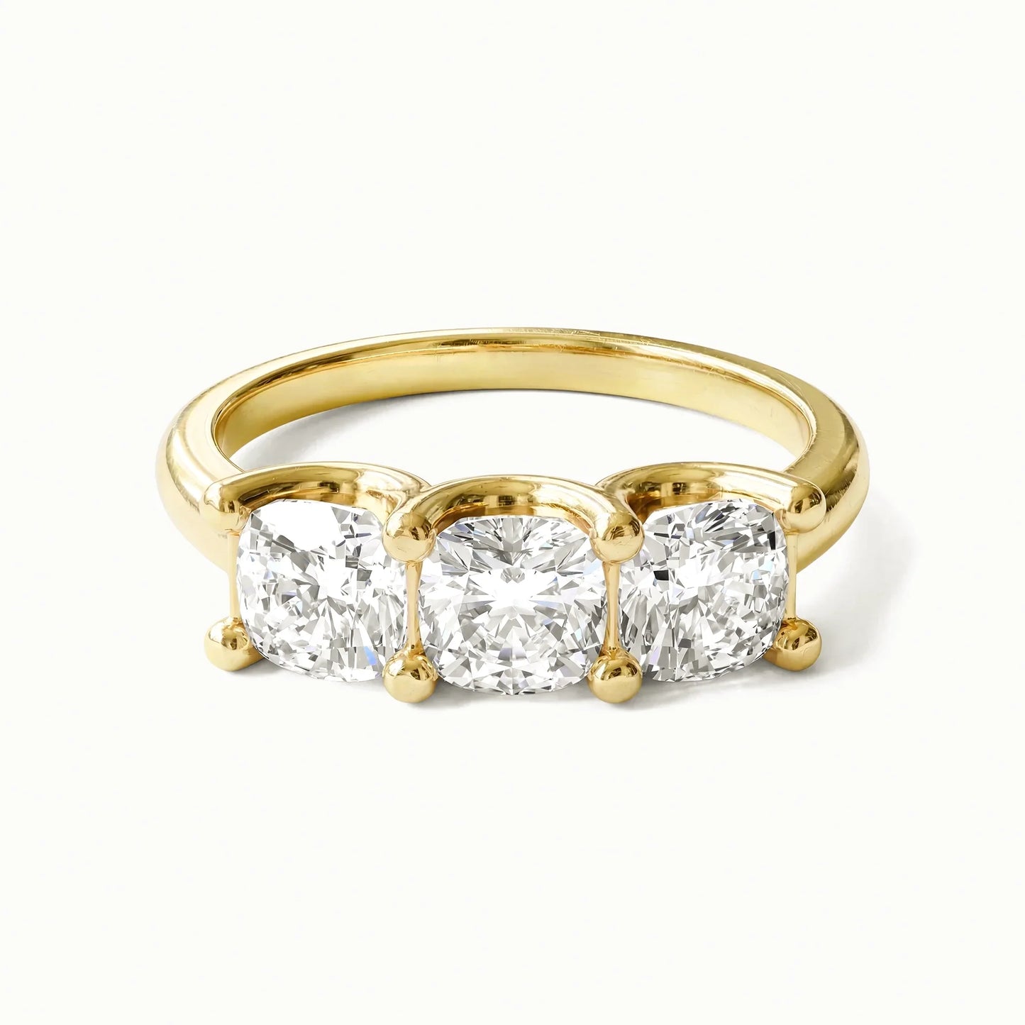 EVELINA Cushion Three-Stone |